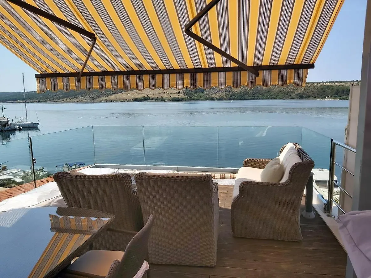 Apartments By The Sea Posedarje, Novigrad - 15786 كرواتيا